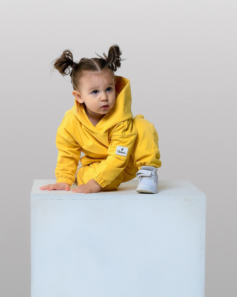 BAGGY HOODIE (yellow)